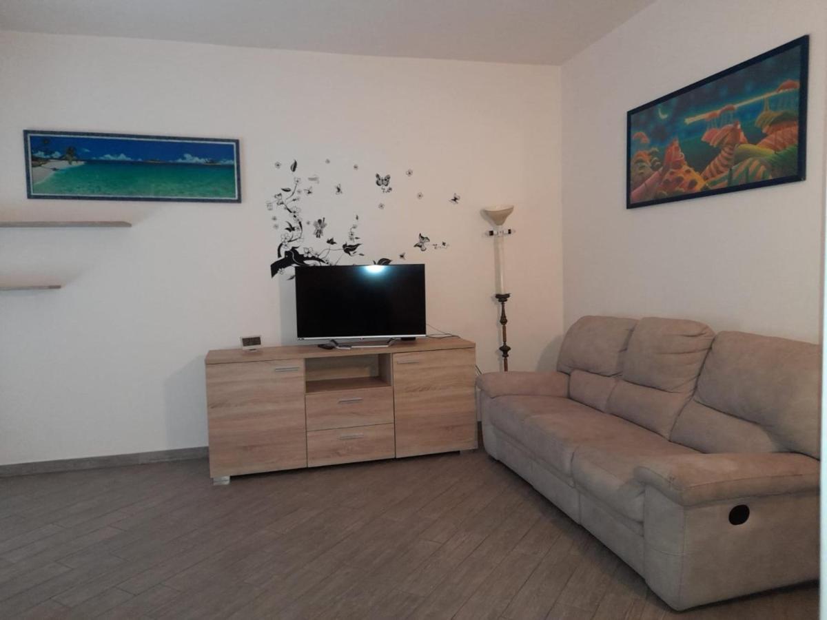 Casa Costa Outlet 2 Apartment Serravalle Scrivia Exterior photo